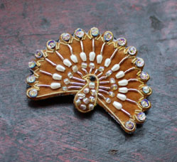 bijoux paon broche