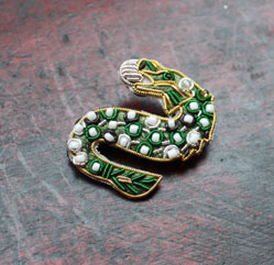 broche dragon