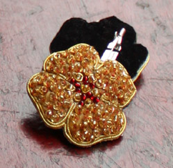 broche broderie